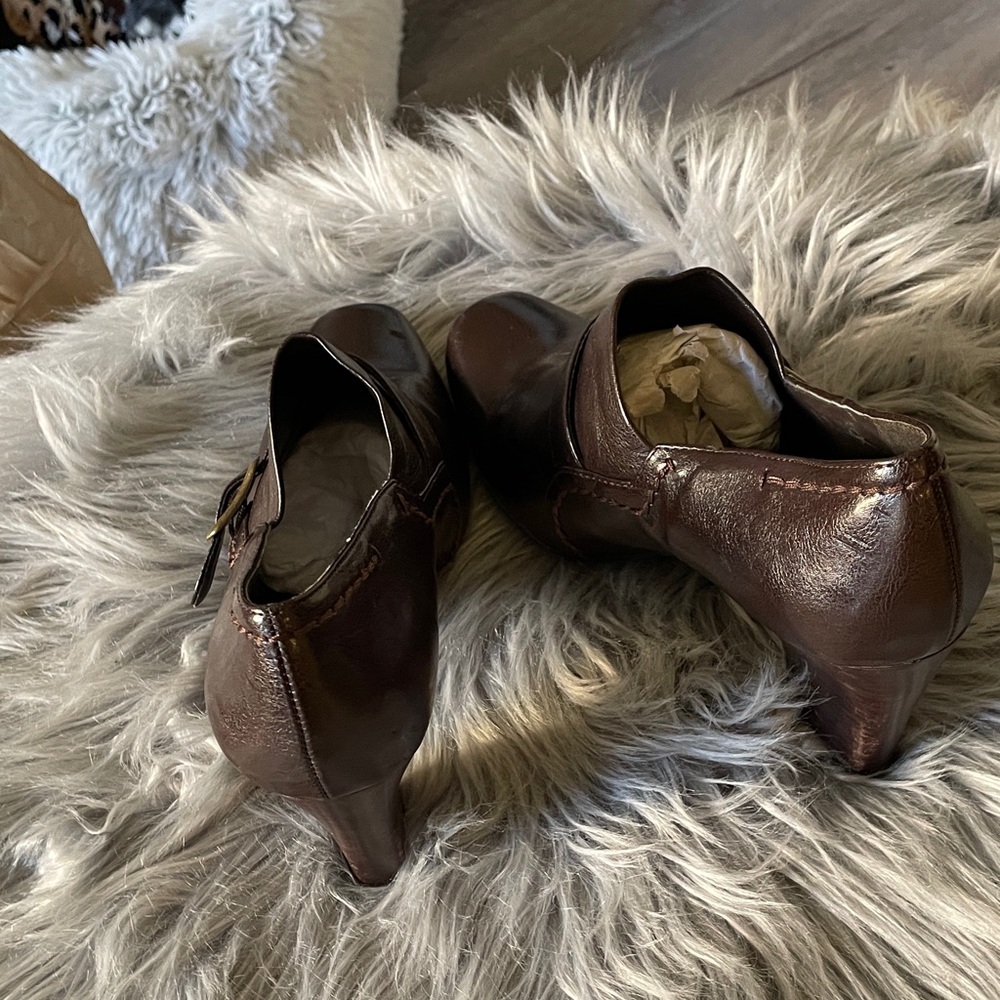 Franco Sarto Dark Brown Leather Heels with Buckle - Picture 3 of 5